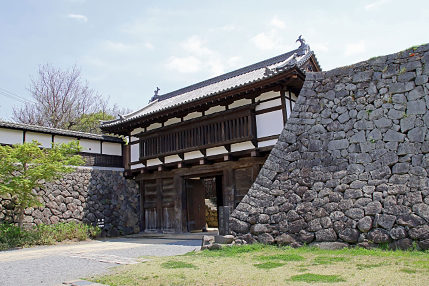 小諸市懐古園の周りでランチをするならどこがオススメ？